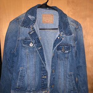 Amethyst jeans- jean jacket size Medium!